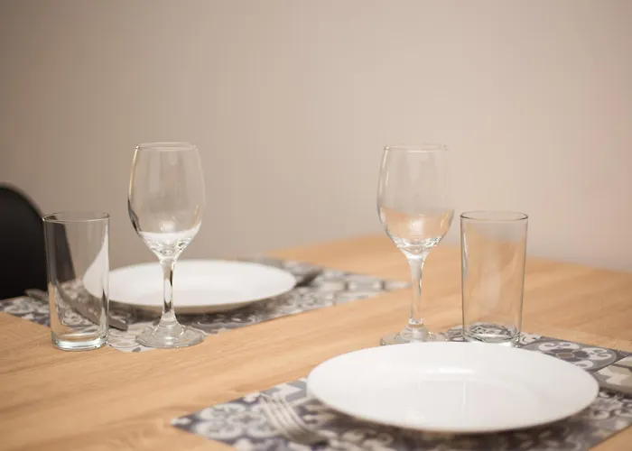 Aleks Center 2- Free Parking